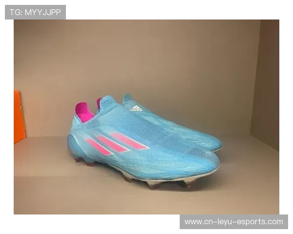 颜值与性能兼备的十大足球鞋盘点,球星们的最爱推荐